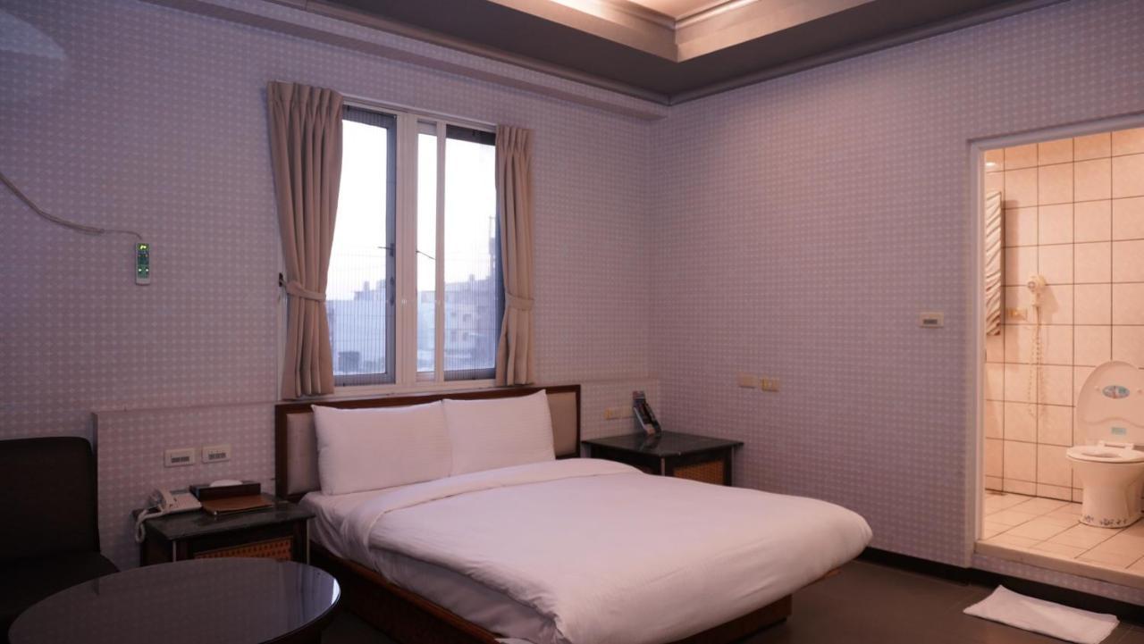Wind Coast Motel Hsinchu City Exterior photo
