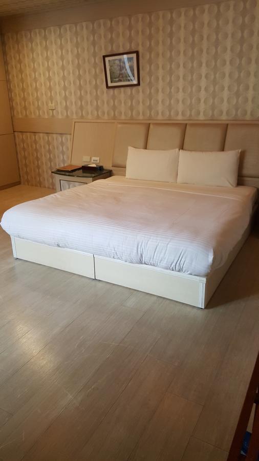 Wind Coast Motel Hsinchu City Exterior photo